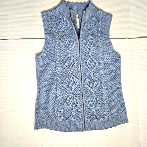Leo & Nicole Jackets & Blazers - Leo & Nicole Cable Knit Sweater Vest